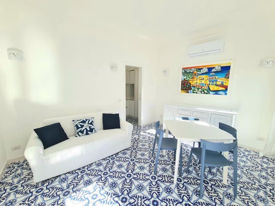 La Chiocciola Apartment Capri Bagian luar foto